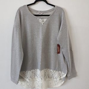 NWT Women's Plus Size Grey Arizona Brand Sweater with Lace- Size 2x